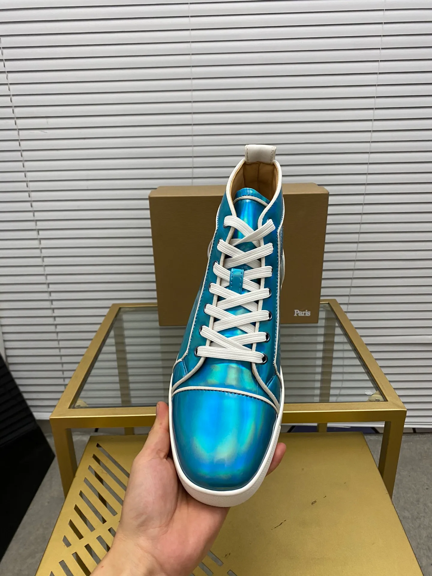 (Customized model) Ex-factory price is 560. christian louboutin (CL red sole shoes) counter series, casual sneakers for couples 📢 📢 📢 Exclusive hot style release 🎈🎈💪 Movable latex feet 👻 Finished outsole line [Proud] 😝Female 35-40# Male 38#-46, global supply😝 [Top version]: Original imported genuine leather upper, top original leather lining, original molded TPU outsole, original 1:1 detail processing, original shoe last,